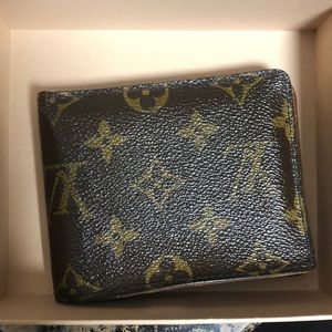 Used LV men’s monogram wallet